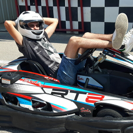 Image bloc de contenu 4 | Venez fêter votre EVG / EVJF au Karting Le Rove